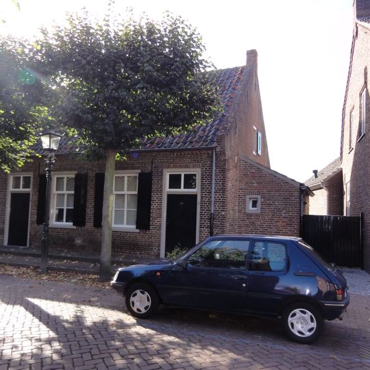 Sint Odulphusstraat 22, Oirschot