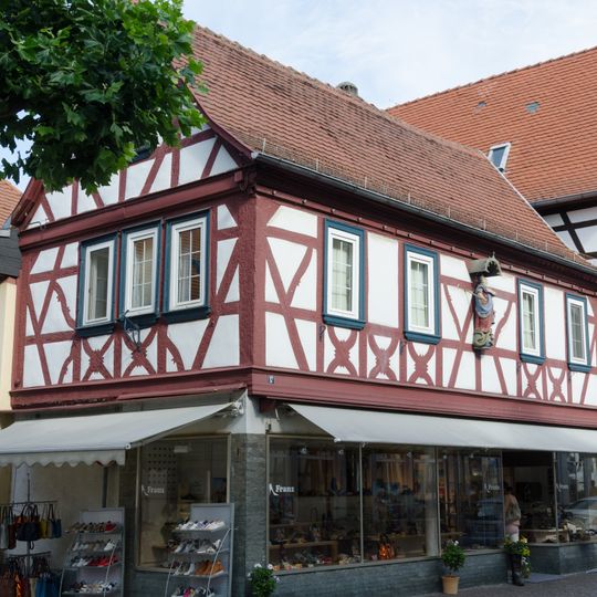 Aschaffenburger Straße 17