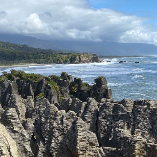 Punakaiki Pancake Rocks and Blowholes Walk