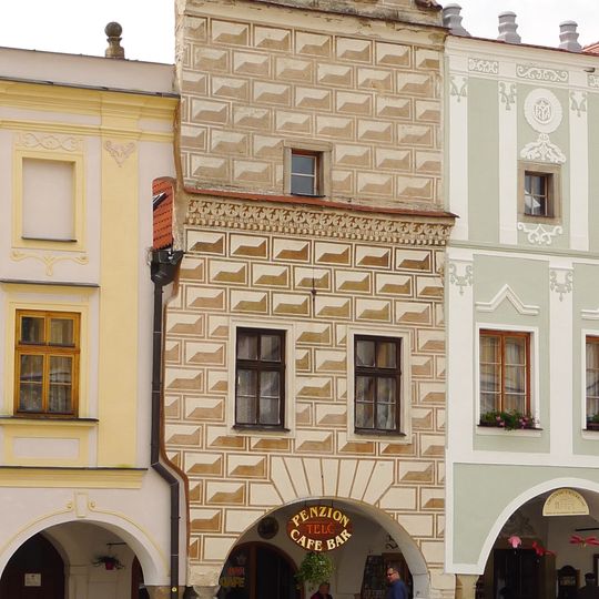 Náměstí Zachariáše z Hradce 12