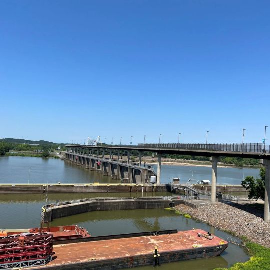 Big Dam Bridge