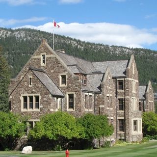 Édifice de l'administration du parc national de Banff