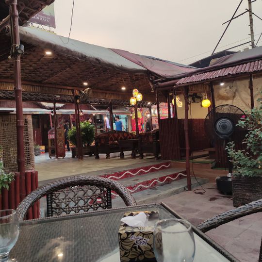 Maalga Afghan Restaurant