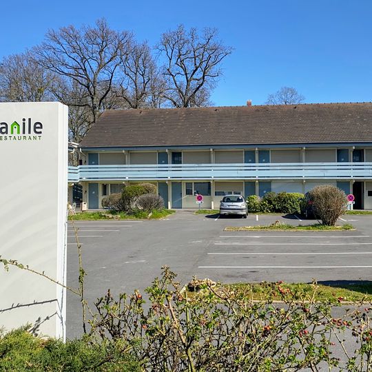 Hôtel Restaurant Campanile Dammarie-les-Lys