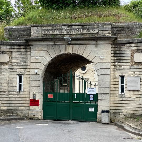 Fort de Villeneuve-Saint-Georges