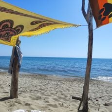 Naturist beach Lecciona