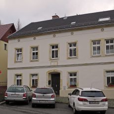 Wohnhaus in halboffener Bebauung Hellendorfer Straße 8