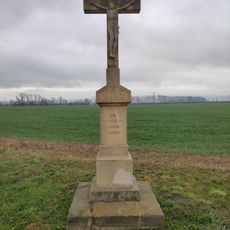 Cross in Hlušovice on the northern edge of the village