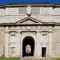 Porta Giulia