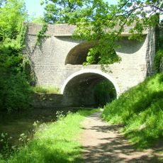 Leeds and Liverpool Canal, Double Arched Bridge