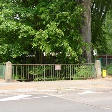 Twee grenspalen nr848