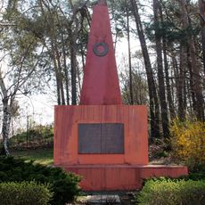 Sowjetisches Ehrenmal Wülknitzer Straße 41 (neben)