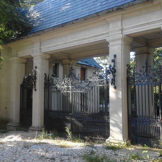 Mackay Estate Gate Lodge