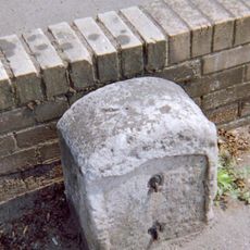 Milestone, London Road, Riverhead, by Sevenoaks Tropical Marine, N of jct with Hamlin Road