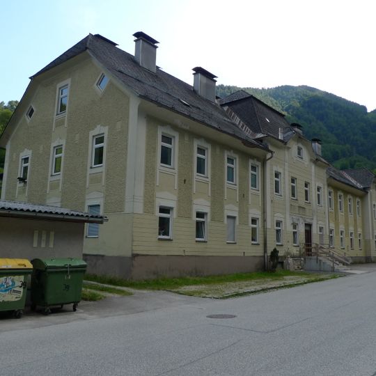 Ehem. Salinenverwaltungsgebäude, Wohnhaus der Gemeinde Ebensee
