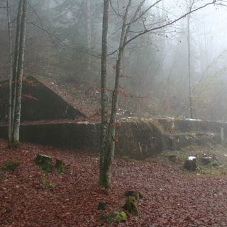 Fundamentreste des ehemaligen Berghof-Areals