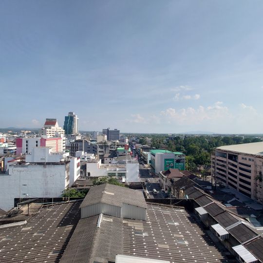 Aloha Hotel