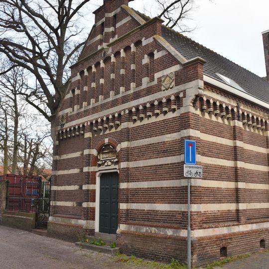 Bibliotheek van het voormalige museum van het Zeeuws Genootschap der Wetenschappen, tegenwoordig jeugdhonk
