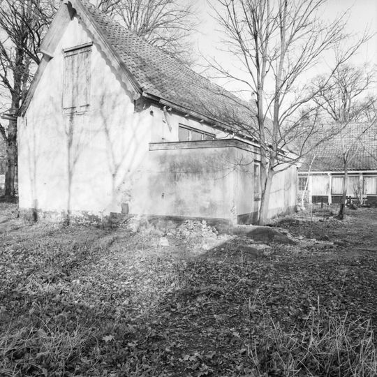 Ter Leede: stalgebouw