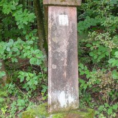 Forstreviergrenzstein Fischbach, Brunn und Laufamholz