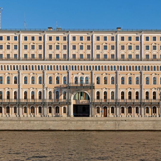 Софийская набережная 34 c1