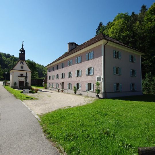 Ehemals Arbeiterwohnhaus des Berg- und Hüttenwerks Achthal