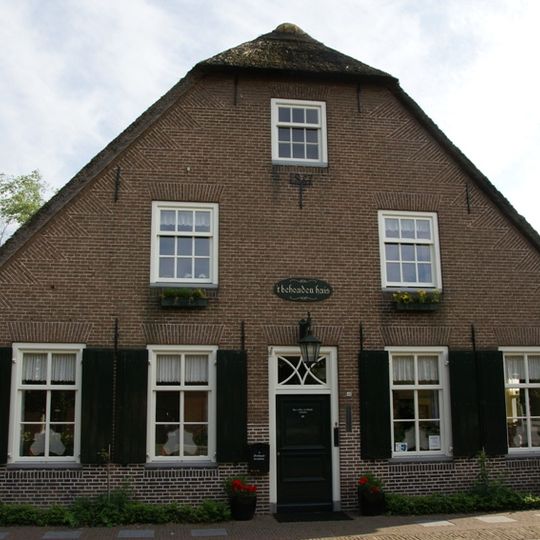 Burgemeester van der Schansstraat 40, Andel