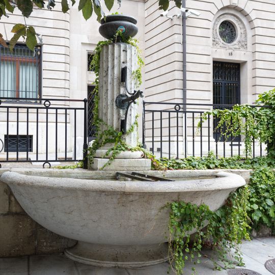 Fontaine de la Petite Corraterie