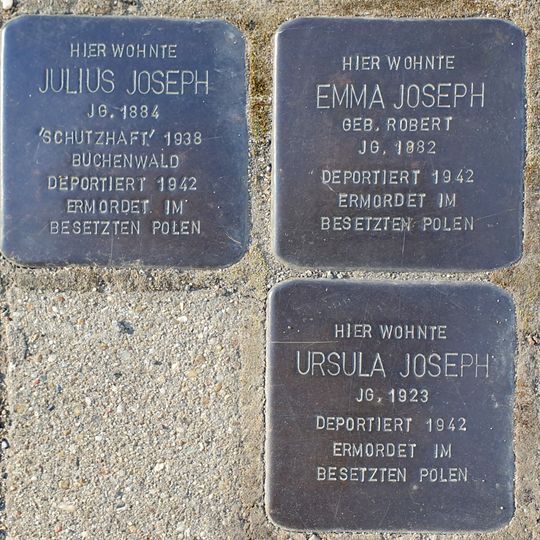 Stolperstein en memoria de Emma Joseph