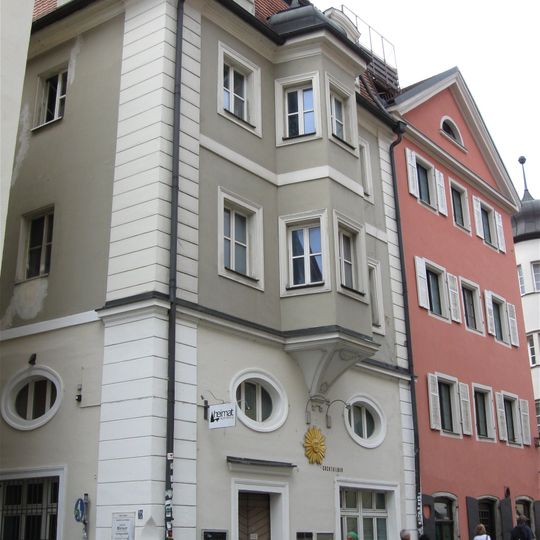 Wohnhaus, ehemals Gasthaus Goldene Sonne