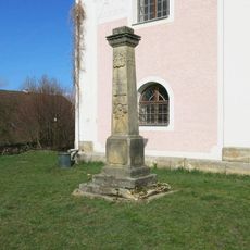 Monument to the fallen in the 1st World War at the church in Horní Libchava