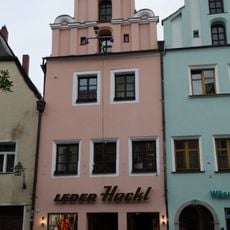 Wohn- und Geschäftshaus, ehemaliges Handwerkerhaus