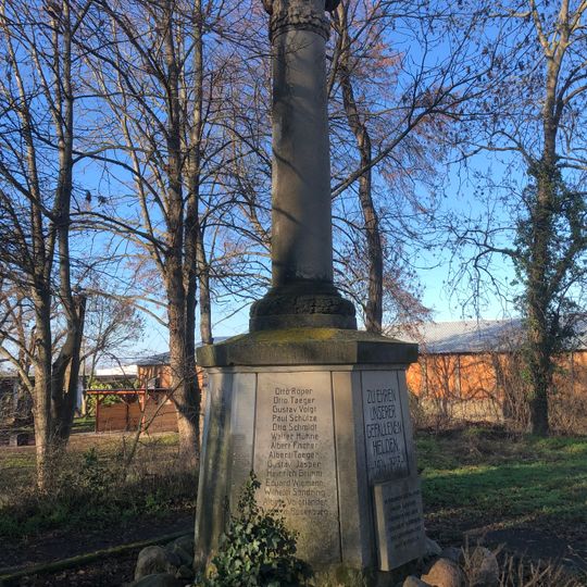 Kriegerdenkmal Osterweddingen
