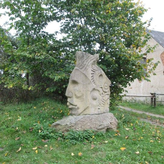 Plastika v Doubravici u čp. 7