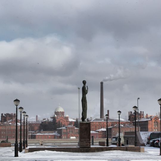 Monument to Anna Akhmatova