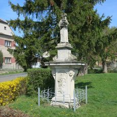 Socha svatého Antonína Paduánského na rozcestí v Měrunicích