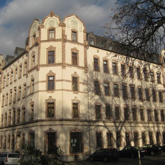 Mietshaus in Ecklage Reinhardtstraße 2