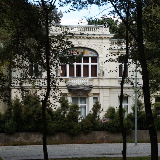 Zespół willi NATEMI