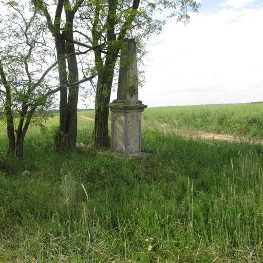 Kříž severozápadně od Hoříkovic