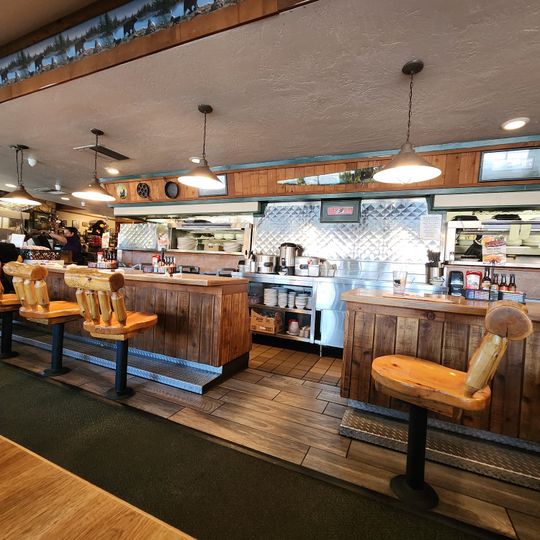 Black Bear Diner Tulare