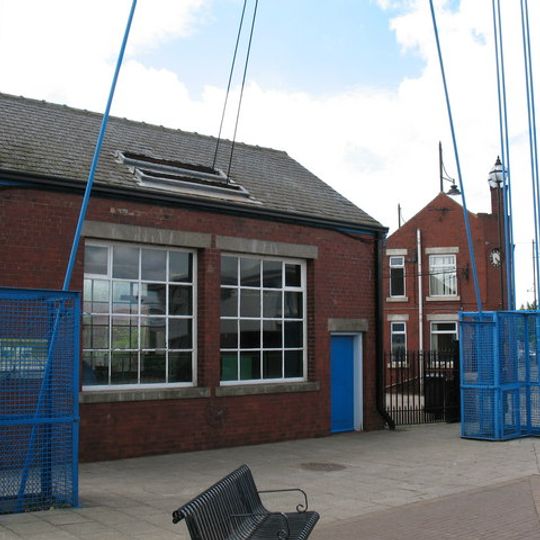 Winch House, Adjoining Railings, Wall, Gates And Gatepiers, C.40M South West Of Transporter Bridge