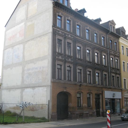 Mietshaus in ehemals geschlossener Bebauung Palmstraße 14