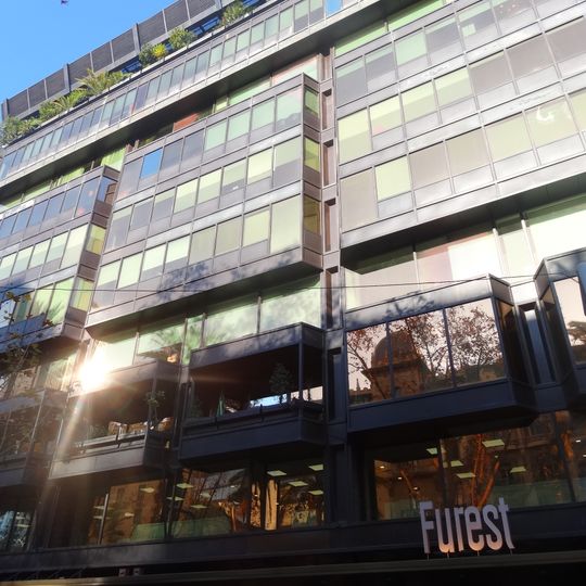 Edificio del Banco Industrial de Bilbao en Barcelona