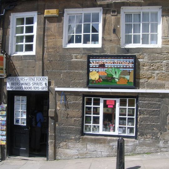 Fieldings Shop  Leafs Shop