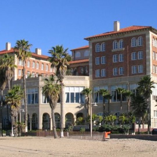Hotel Casa del Mar