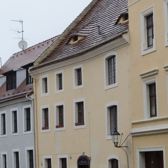 Wohnhaus in geschlossener Bebauung Kränzelstraße 25