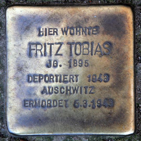 Stolperstein en memoria de Fritz Tobias