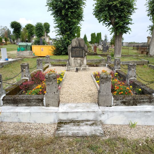 Pomník padlým v 1. světové válce na hřbitově v Rybništi