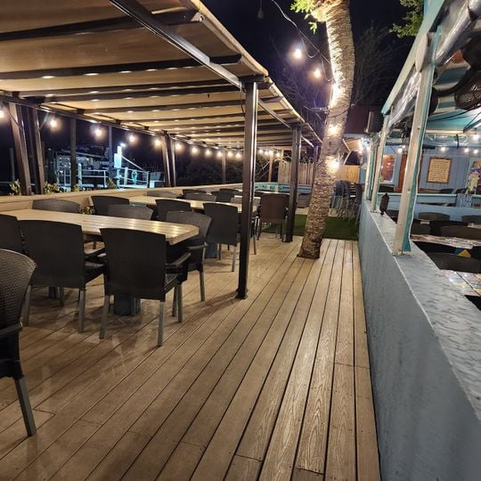 Hidden Treasure Rum Bar & Grill