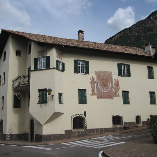 Schwarzer Adler in Branzoll